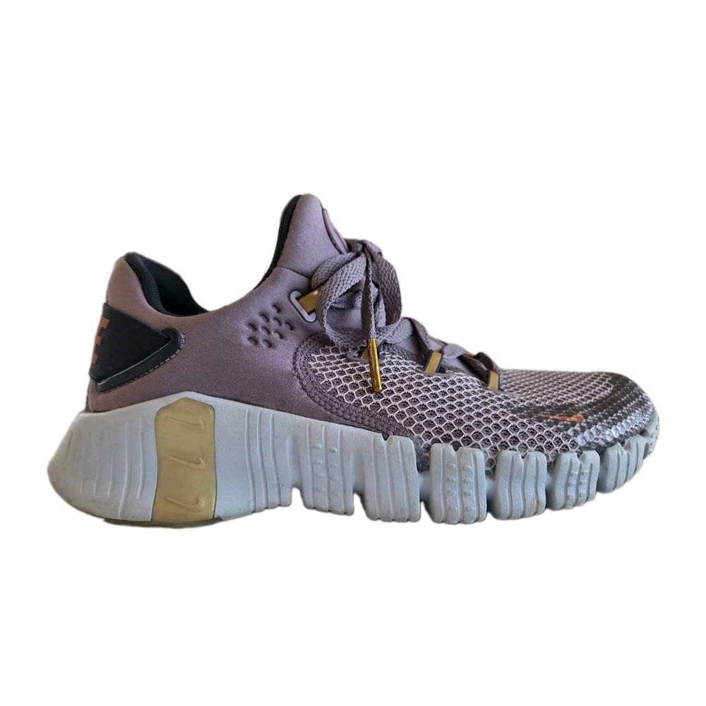Nike Free Metcon 4 Sneakers Purple Smoke Running Shoes Women's Size 9